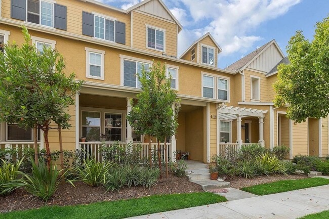 Building Photo - 608 Flathead River St