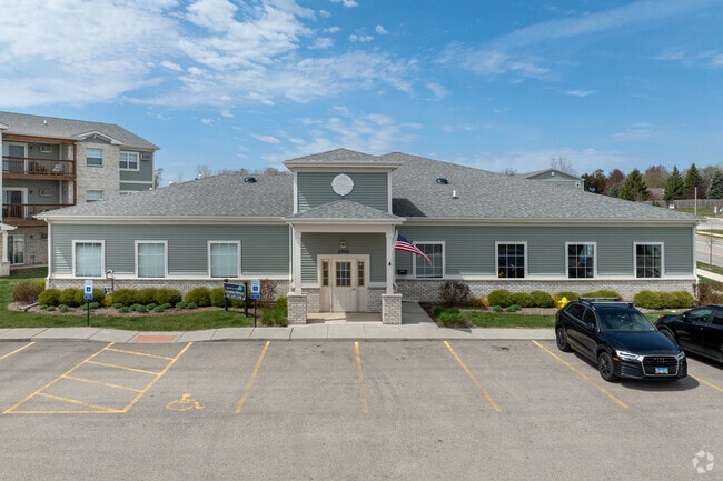 Building Photo - The Woods of Terra Springs