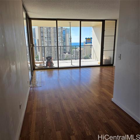 Building Photo - 2444 Hihiwai St