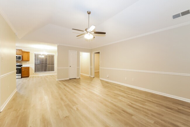 Foto del edificio - 7152 Olive Ridge Dr