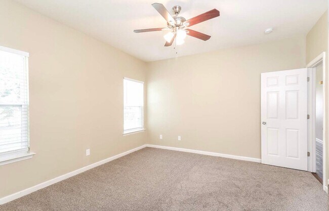 Foto del edificio - 2608 Hartley Hills Dr