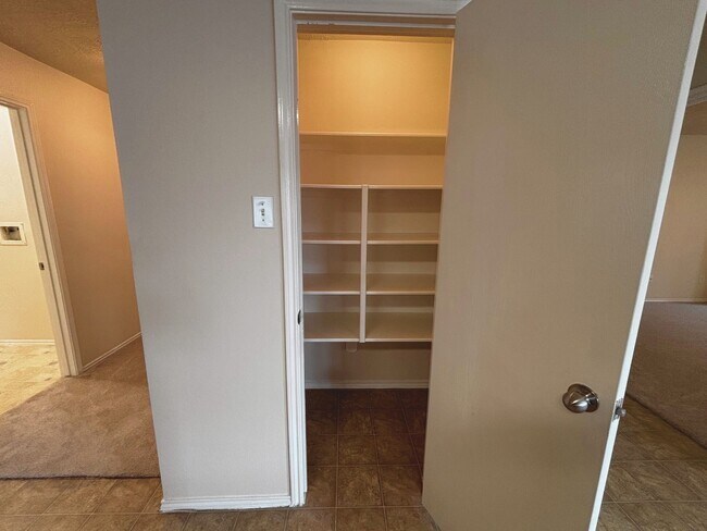 Foto del edificio - 18207 Hanover Glen Ln