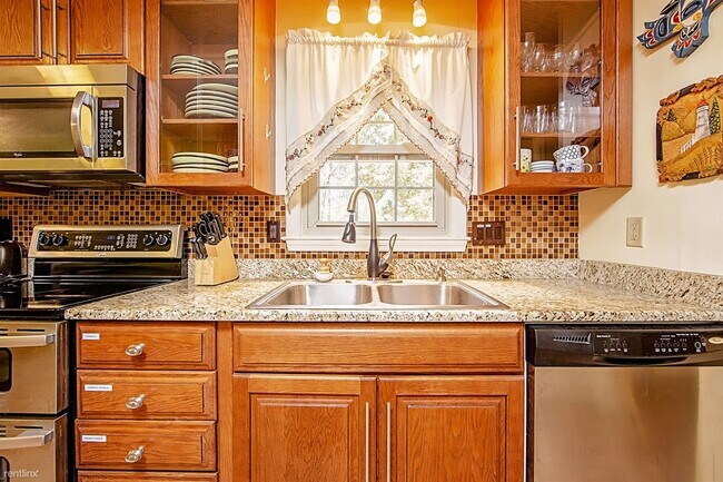 Foto del edificio - 3 br, 2 bath House - 104 McFadyen Drive