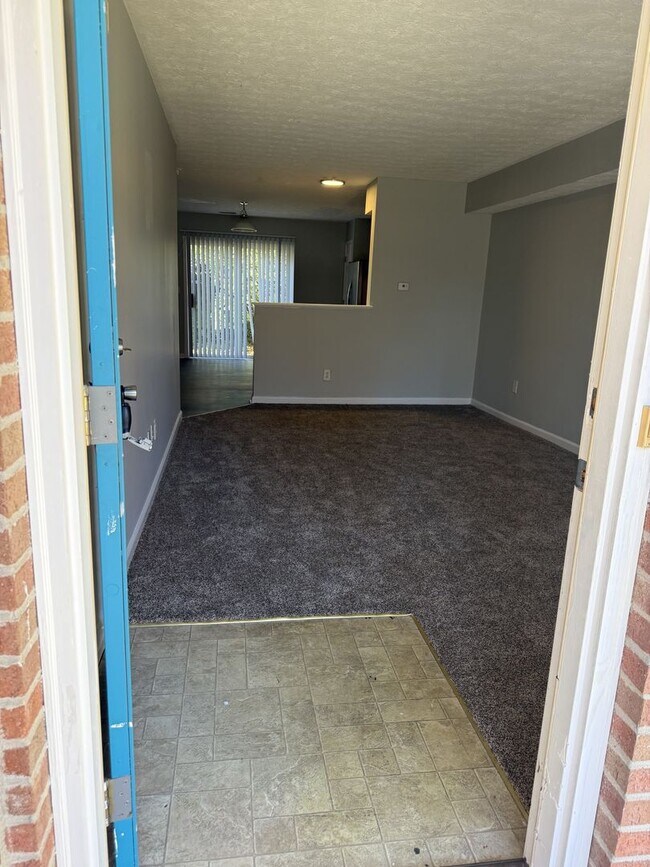 Foto del edificio - Great 3 bedroom 2.5 bath home that is spec...