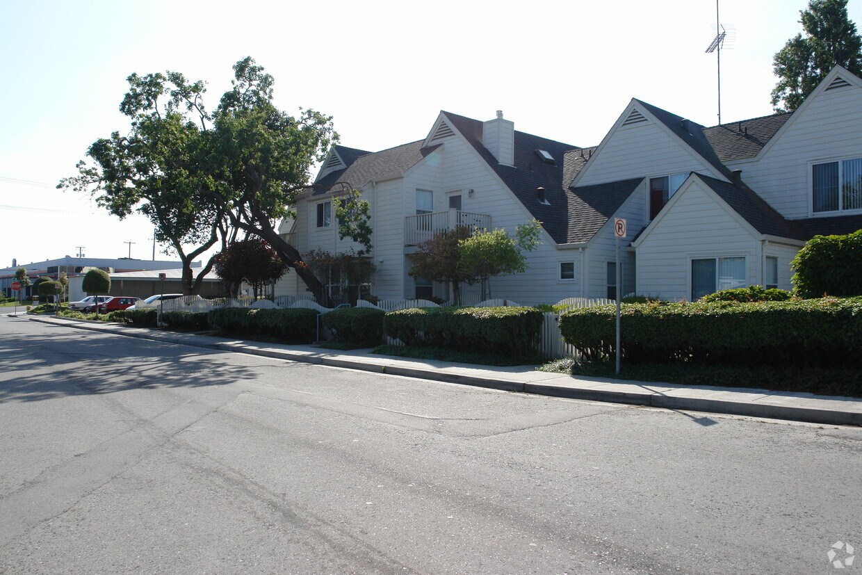 Foto del edificio - Laureola Oaks