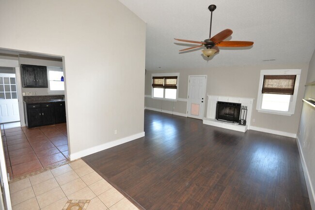 Building Photo - 1269 Brahms Dr