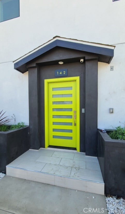 Foto del edificio - 142 W 84th Pl