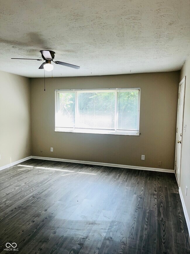 Foto del edificio - 1258 N Ridgeview Dr