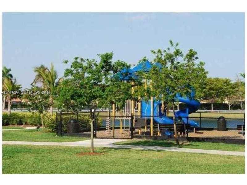 Foto del edificio - 9209 SW 227th St