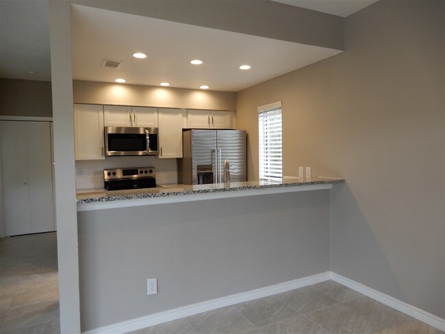 Foto del edificio - 801A Grassy Knoll