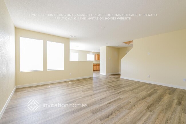 Foto del edificio - 729 Canyon Ln