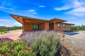 Building Photo - 23083 Elk Trail E