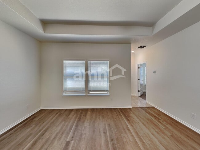 Foto del edificio - 178 FallowBrook Ln