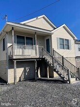 Building Photo - 211 N Avenue Unit