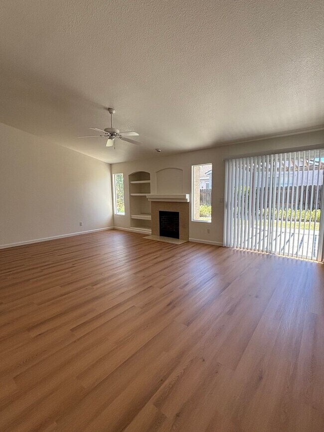 Foto del edificio - 3155 Bodega Bay Rd