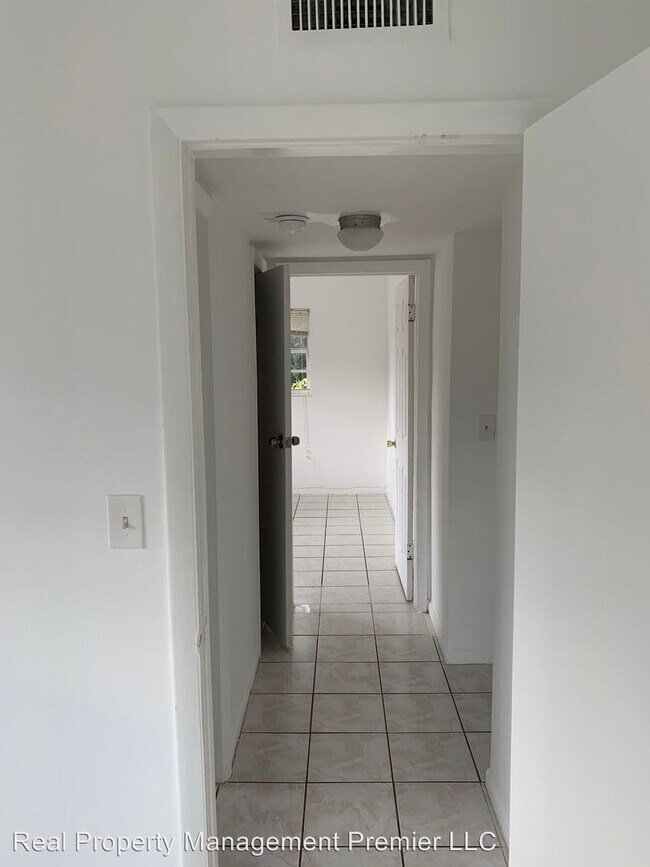 5281 SW 90th Way, Cooper City, FL 33328 House for Rent in Cooper City