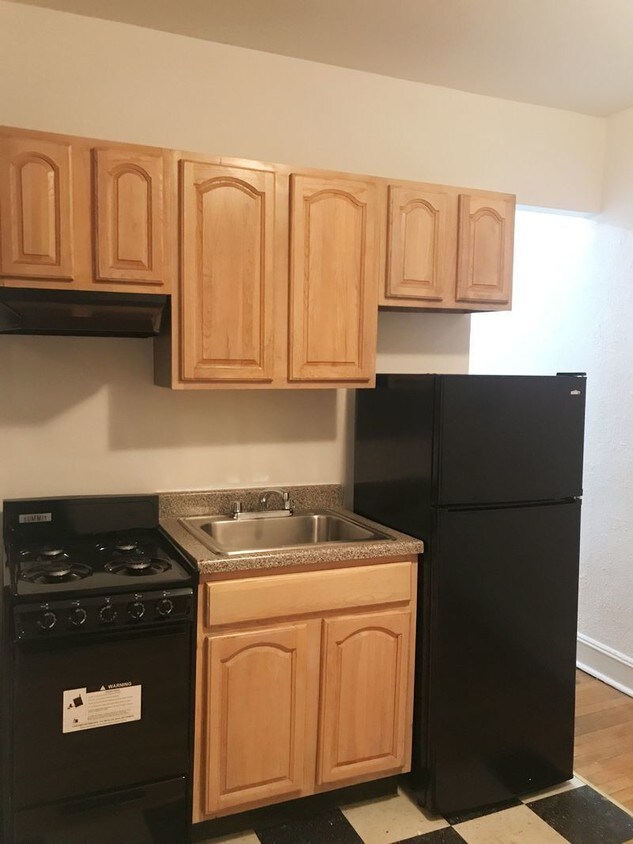 Primary Photo - 336 W 36th St