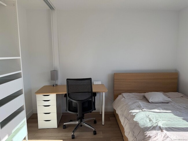 Foto del edificio - 664 Carefree Dr