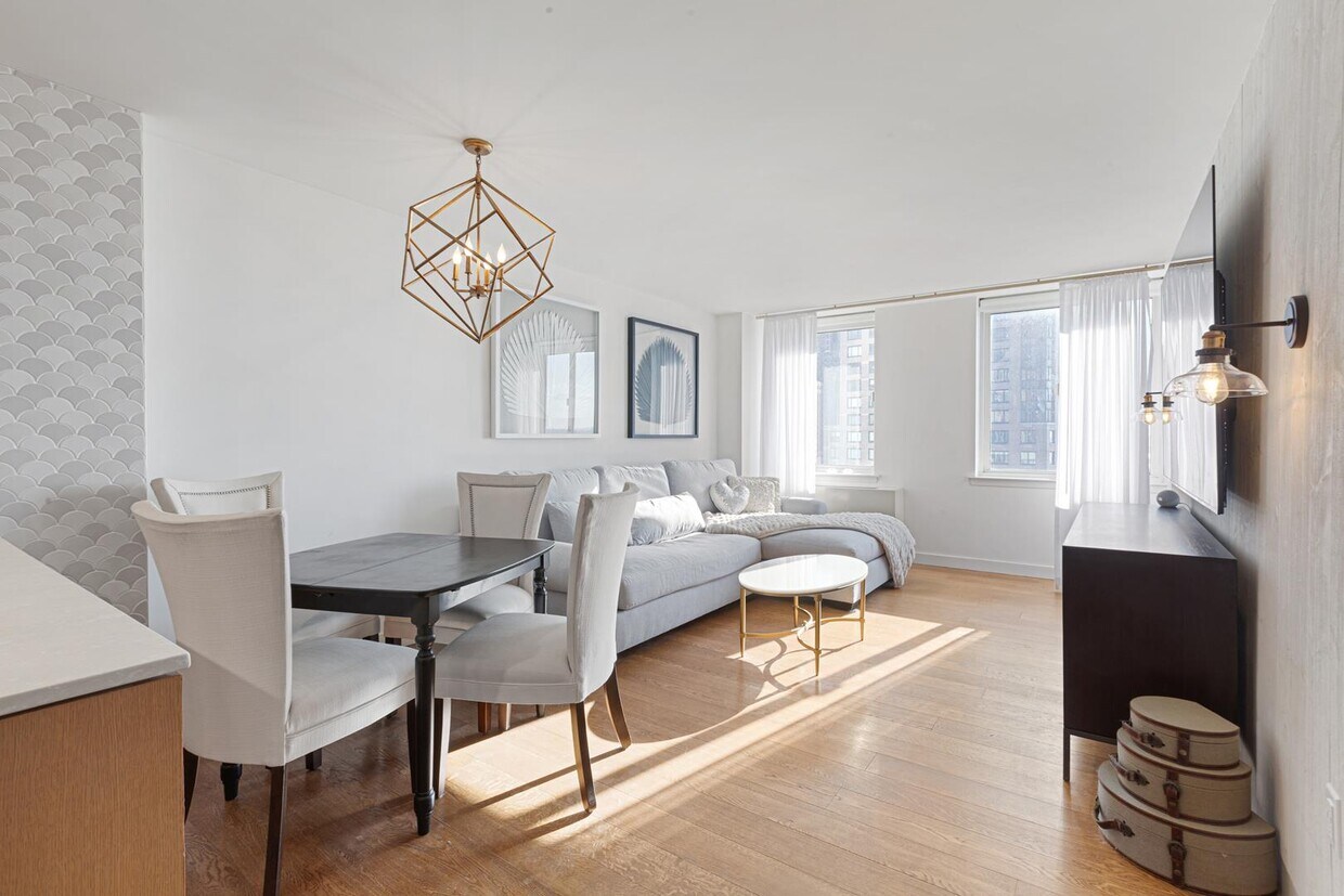 225 Rector Pl Unit 16F, New York, NY 10280 Room for Rent in New York