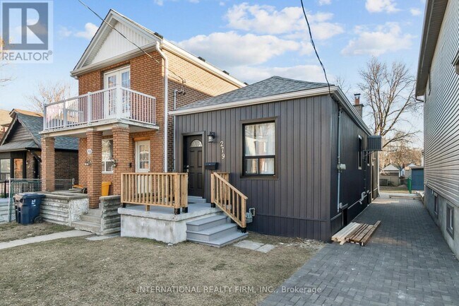 Photo du bâtiment - 279 Cedarvale Ave