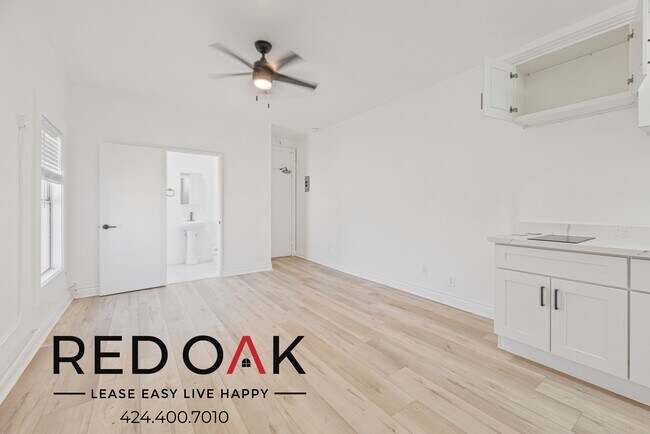 Foto del edificio - 744 1/4 Beacon Avenue-309