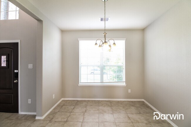 Building Photo - 517 Rosebank Trail Ln