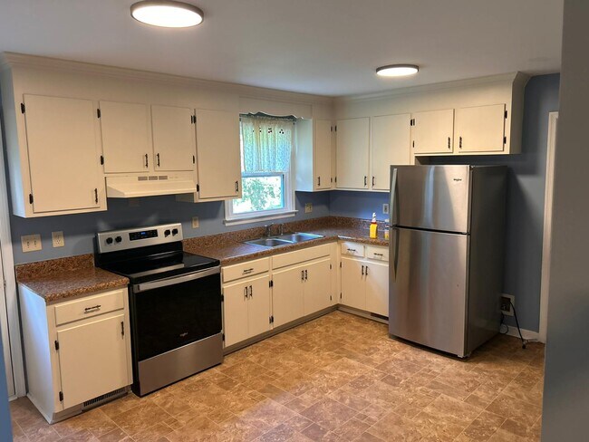 Foto del edificio - 1324 Manfield Rd
