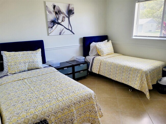 Foto del edificio - 10374 Sleepy Brook Way