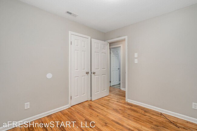 Foto del edificio - 3 br, 1 bath House - 616 Starling Way