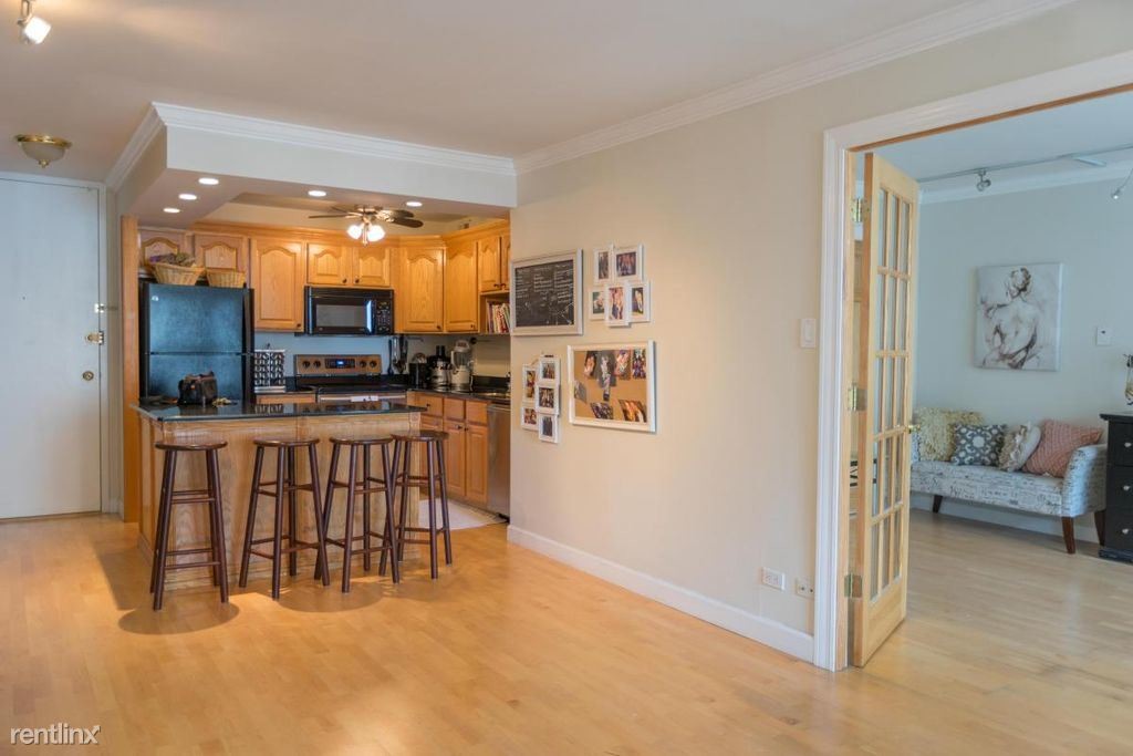Primary Photo - 2 br, 2 bath Condo - 1354 N Sutton Pl
