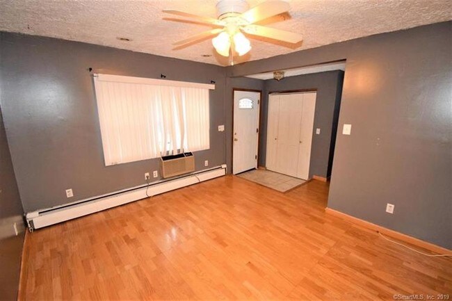 Building Photo - 11 Alder St