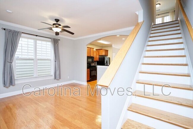 Building Photo - 308 Mulberry St