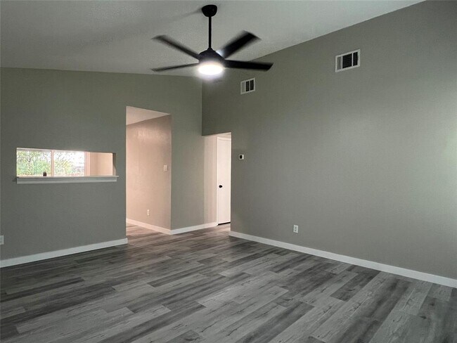 Foto del edificio - 10510 Little Pebble Dr