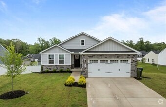 Building Photo - 107 Martha Washington Pkwy