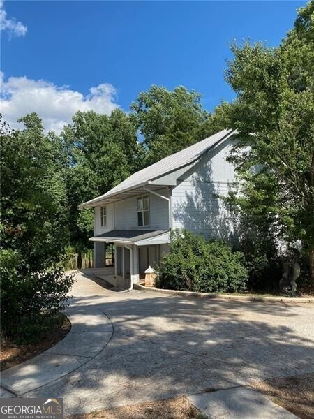 Primary Photo - 1256 Chambers Rd