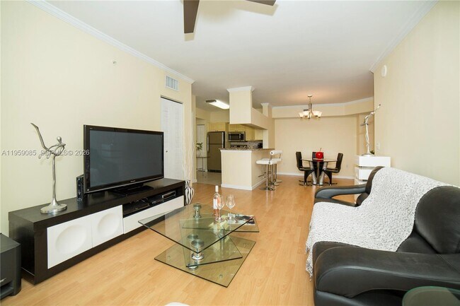 Foto del edificio - 17150 N Bay Rd