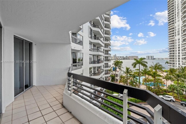Foto del edificio - 19195 Mystic Pointe Dr