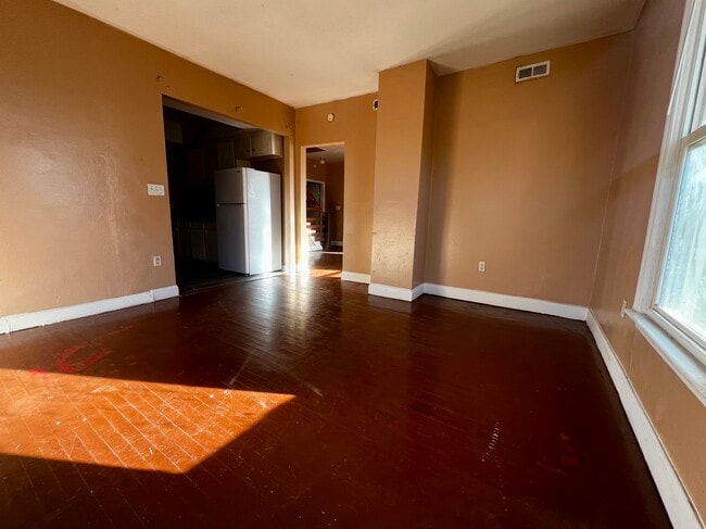 Foto del edificio - 914 Bullitt Ave SE