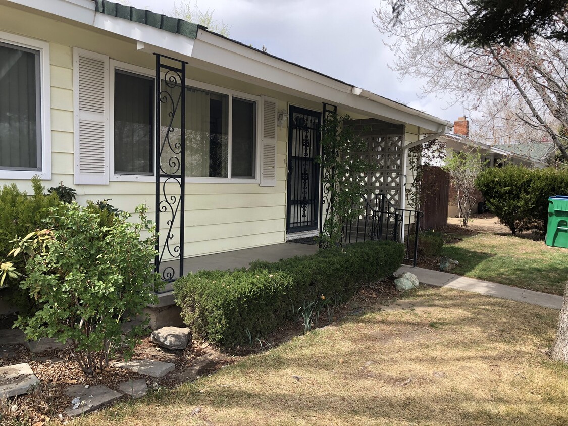 2101 Logan way, Sparks, NV 89431 Townhome Rentals in Sparks NV