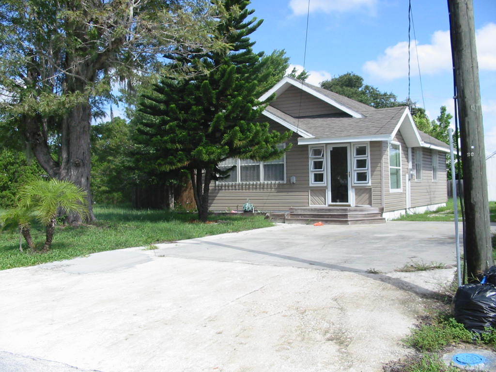 Primary Photo - LEMON BAY A WALK AWAY / Bay St /ENGLEWOOD