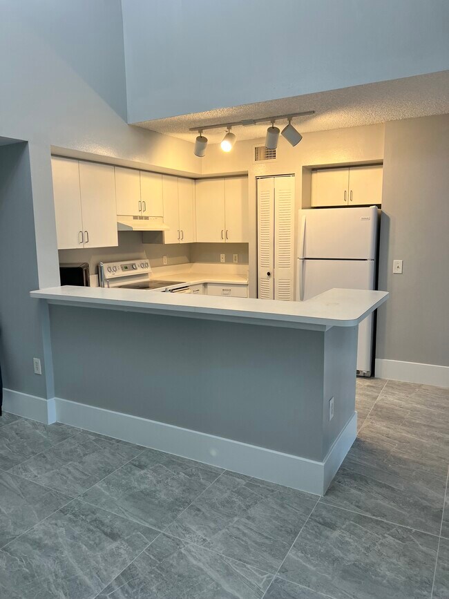 Foto del edificio - 1220 Wildwood Lakes Blvd