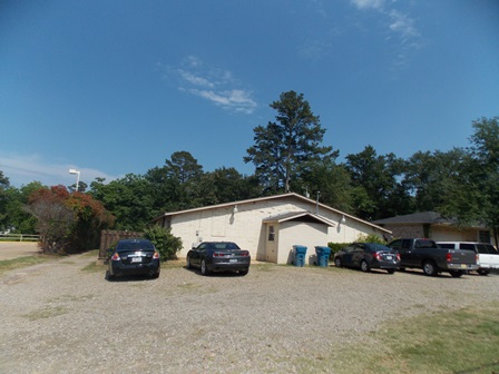 Outside - 1305 S Jefferson Ave