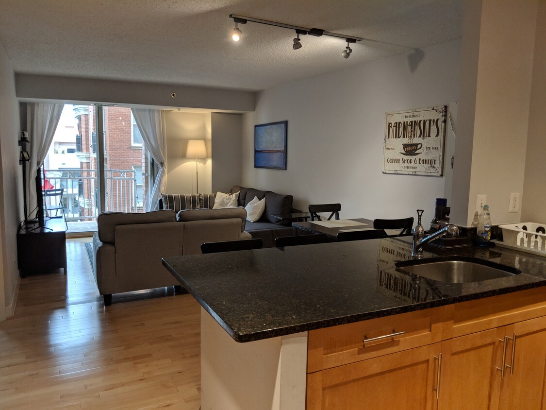 7500 Woodmont Ave, Bethesda, MD 20814 Condo for Rent in Bethesda, MD