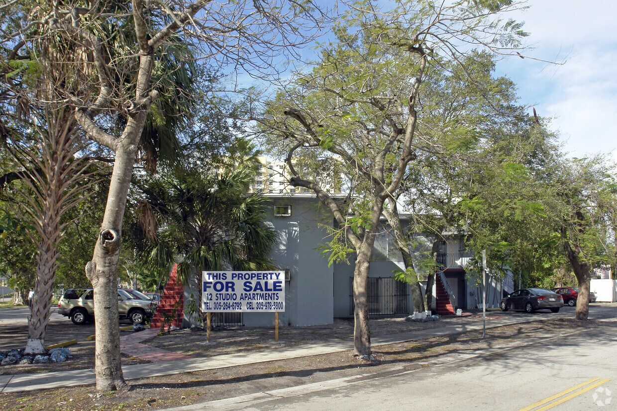 Primary Photo - The Hospital Inn