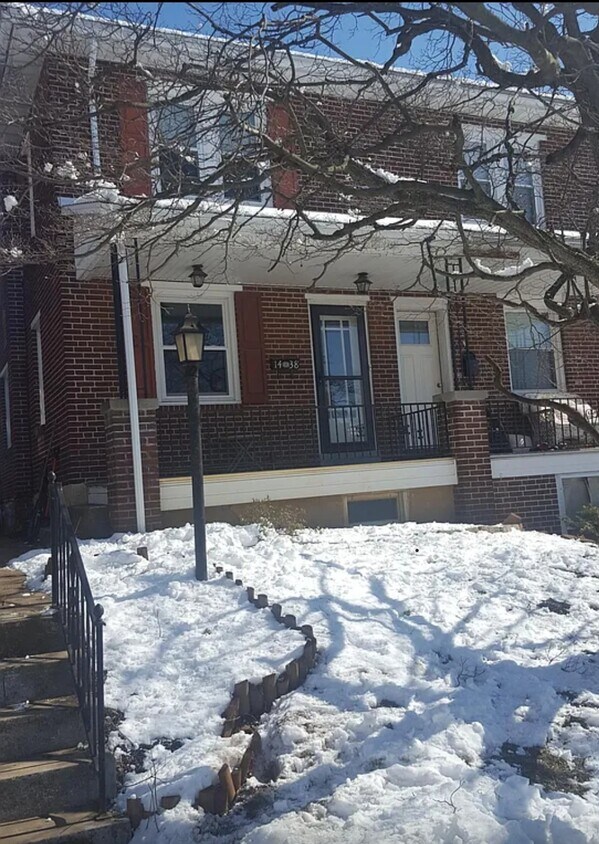 Primary Photo - 1438 Lacrosse Ave