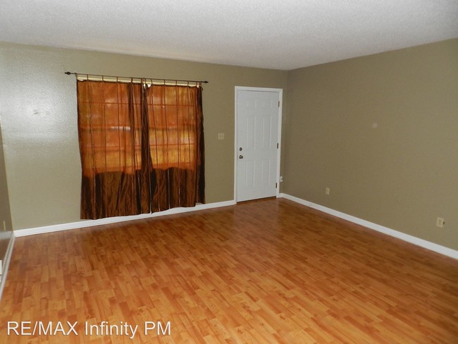 Building Photo - 4715 Pecanwood Pl