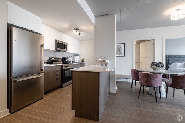 2BR, 1BA - 826SF - Kitchen And Dining Room - Westpark