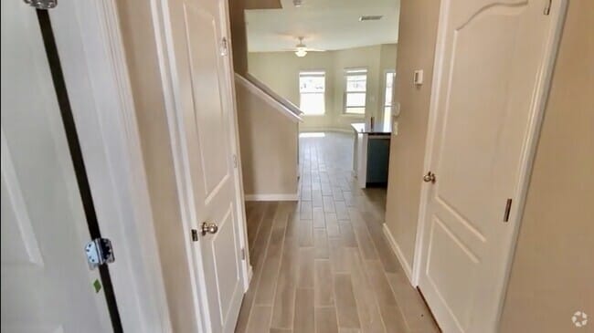 Building Photo - 10323 Alder Creek Ln