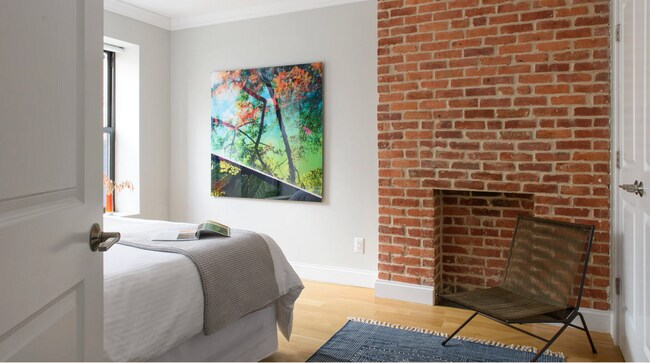 Bedroom - 91 Saratoga Ave