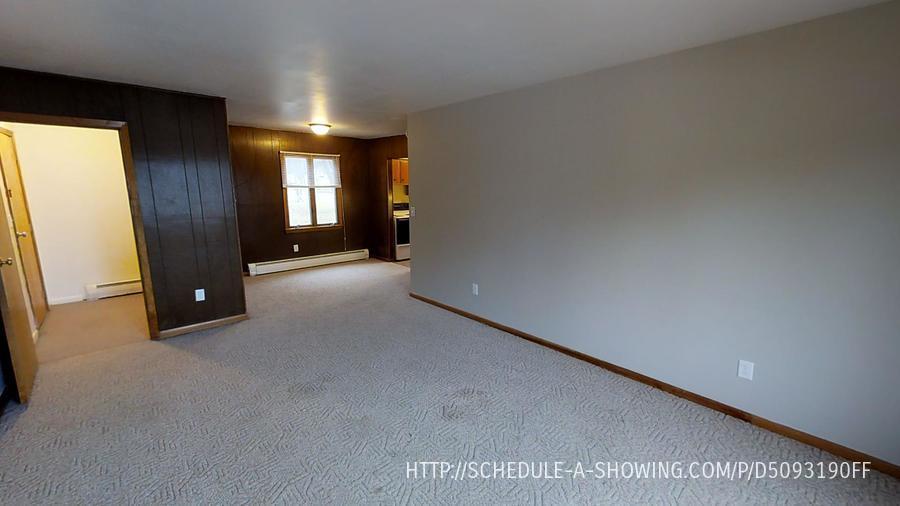 1431 Lincoln Ave Unit 4, Marquette, MI 49855 Room for Rent in Marquette, MI